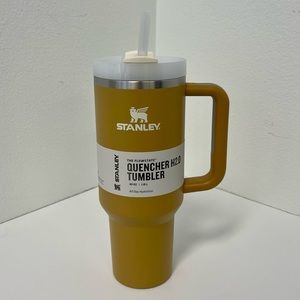 Stanley Yarrow 40 oz quencher